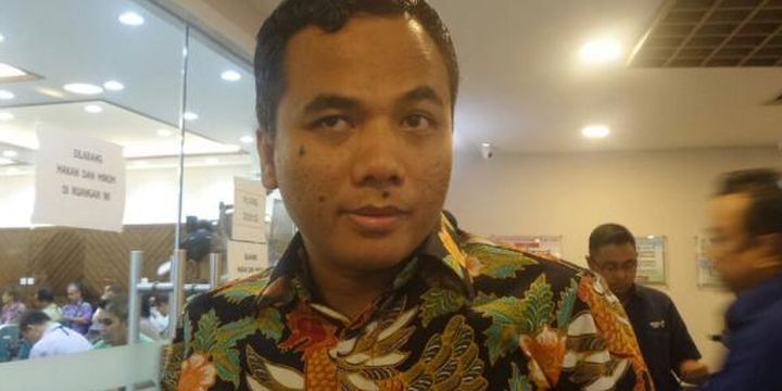 Wakil Ketua Umum Partai Persatuan Pembangunan (PPP) Arwani Thomafi di Kompleks Parlemen, Senayan, Jakarta, Kamis (22/9/2016)