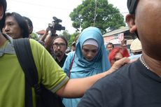 Didampingi Tim Prabowo-Sandi, Mulan Jameela Jenguk Ahmad Dhani di Rutan Madaeng 