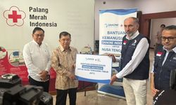 Gandeng PMI, Danone Indonesia Salurkan Bantuan Rp 1 Miliar dan 53.000 Botol Air Minum untuk Korban Gempa NTT
