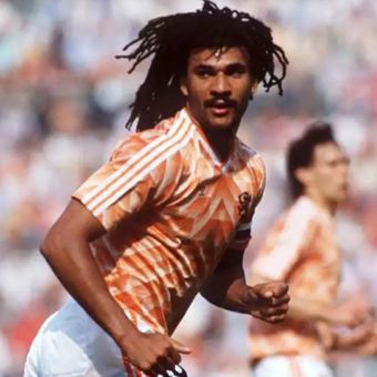 Gaya rambut dreadlocks mantan bintang Timnas Belanda, Ruud Gullit