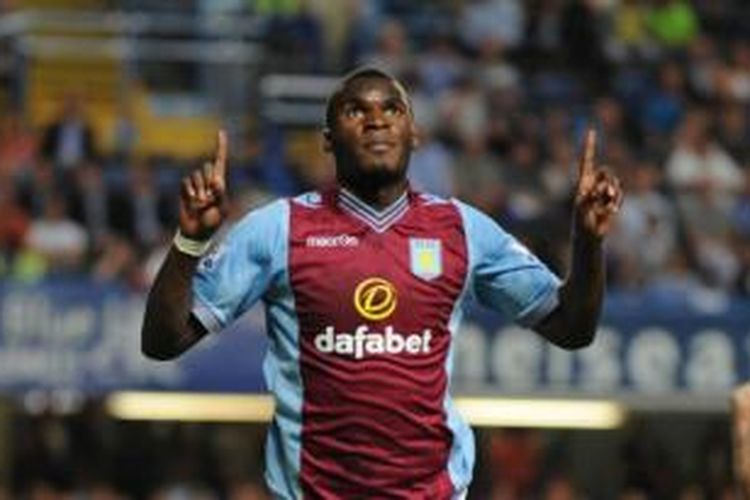 Striker Aston Villa, Christian Benteke.