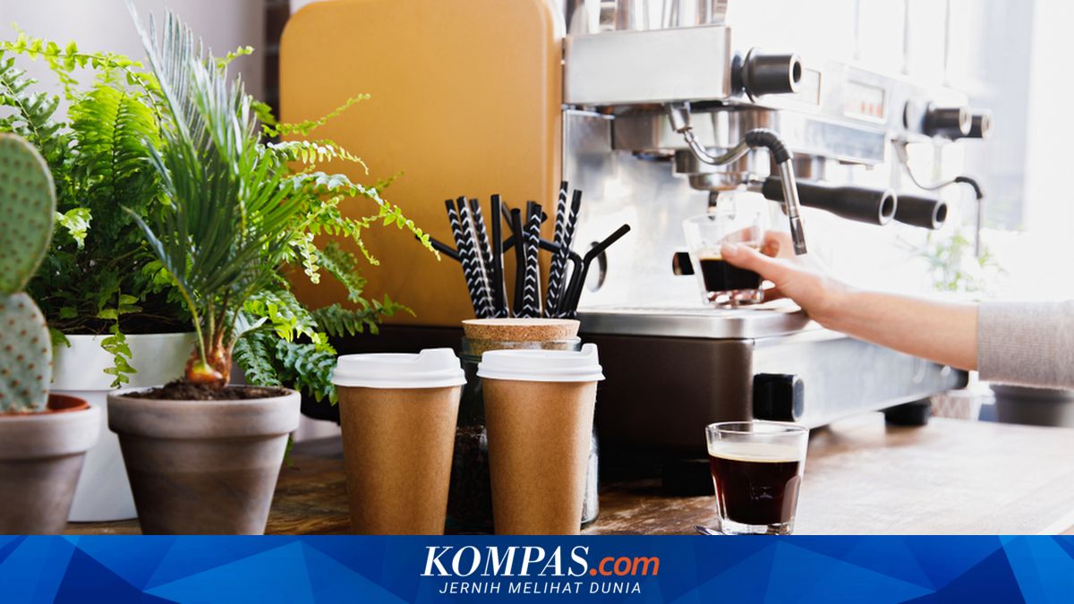 2 Pelanggaran Coffee Shop di Solo: Sewa Ilegal City Walk dan Pakai Atribut Pemkot ~TR  

Klik untuk baca: