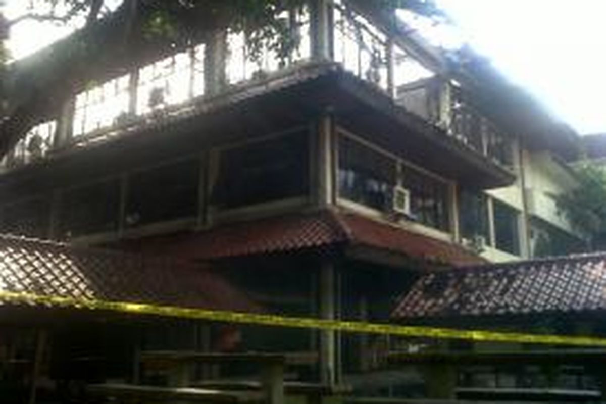Kondisi Gedung C Fisip UI pasca terbakar, Selasa (7/1/2014).