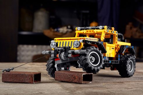 Lego Ciptakan Mainan Jeep Wrangler yang Gagah...
