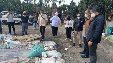 Cacahan Uang Rupiah Ditemukan di TPS Liar Bekasi, Akankah Pemilik Lahan Dipidana?