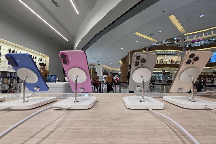 Harga iPhone 16 terbaru.