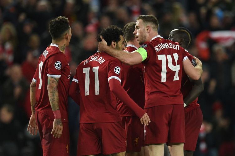 Jordan Henderson merayakan gol Liverpool ke gawang AS Roma bersama rekan-rekannya pada laga semifinal Liga Champions di Stadion Anfield, Selasa (24/4/2018). 