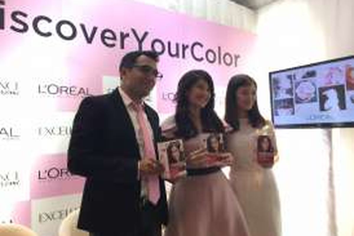 Acara #DiscoverYourColor dari L’Oreal Paris Excellence di Jakarta, Senin (28/11/2016). 