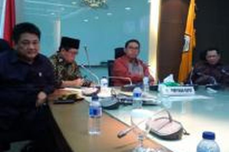 Rapat dua kubu di Fraksi Partai Golkar untuk membahas ruang fraksi, Senin (30/3/2015).