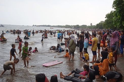 Waspadai Rip Current yang Mematikan Saat Liburan ke Pantai