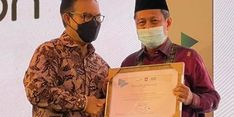 Konsisten Turunkan Stunting 2,7 Persen Per Tahun, Pemprov Riau Terima Penghargaan dari BKKBN