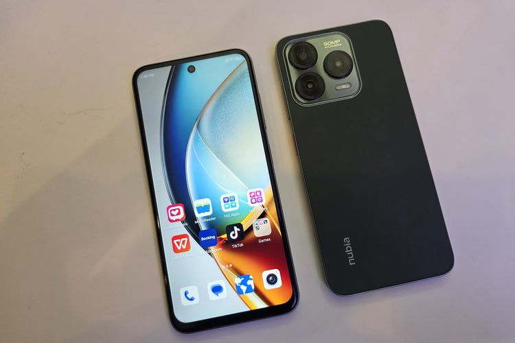 Tampilan bagian depan dan belakang ZTE Nubia V70 Design.