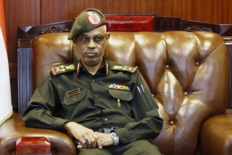 Mantan Panglima Militer Sudan, Jenderal Awad Ibn Ouf.