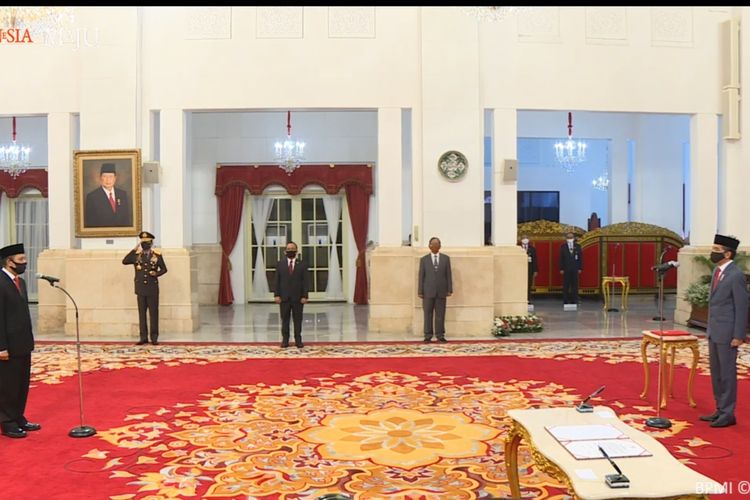 Irjen (Pol) Boy Rafli Amar resmi menjabat Kepala Badan Nasional Penanggulangan Terorisme (BNPT). Jabatan itu resmi ia emban setelah dilantik oleh Presiden Joko Widodo di Istana Negara Jakarta, Rabu (6/5/2020).