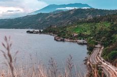 [HOAKS] Video Kawanan Ikan Bilih di Danau Singkarak Naik ke Daratan