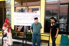 Rektor Minta Segel Pintu Ruang Rektorat UNCP Dibuka, Mahasiswa Menolak