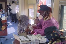 Ratusan Warga di Kulon Progo Antusias Ikut Vaksin Booster di Atas Kereta, Pulang Bawa Sembako