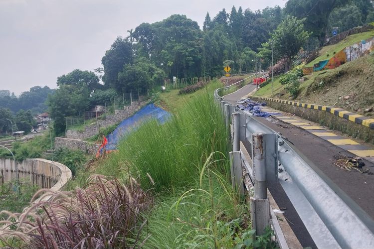 Turap Miring, Jalan Saleh Danasasmita Batutulis Bogor Ditutup Sementara