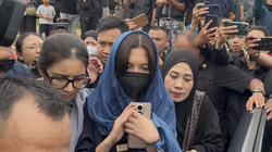 Ibunda Vidi Aldiano Doakan Sheila Dara Tetap Kuat Jalani Hidup