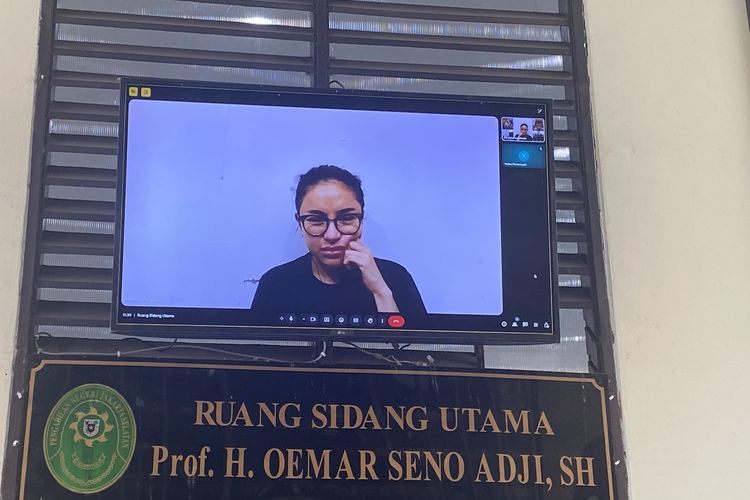Sidang Ditunda Karena Nikita Mirzani Sakit Gigi, Hakim: Harus Ada Surat Dokter