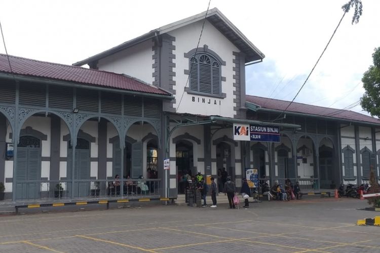 Stasiun Kereta Api Binjai yang merupakan bangunan cagar budaya.
