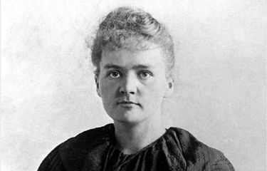 Biografi Tokoh Dunia: Marie Curie, Satu-satunya Perempuan Peraih ...