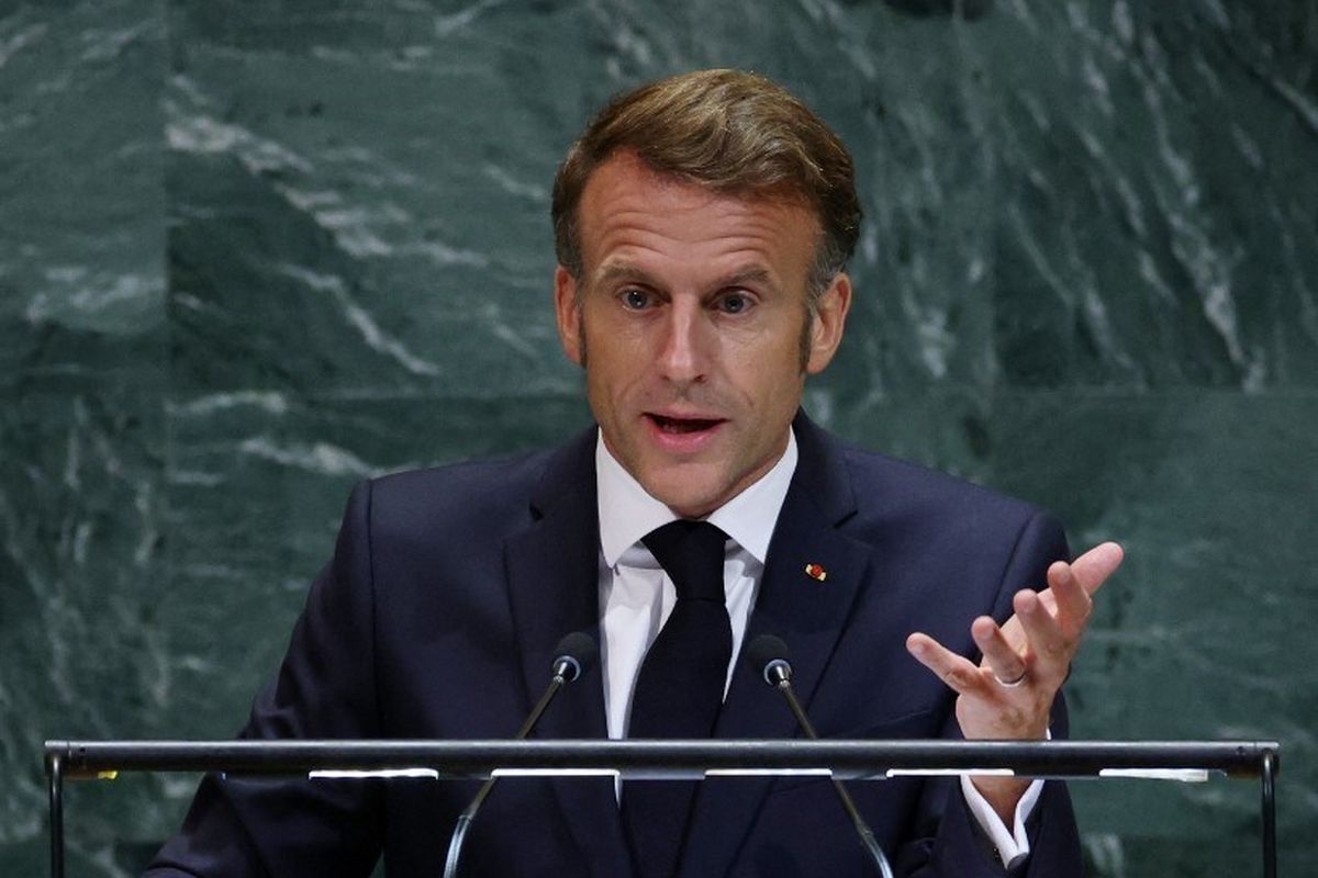 Presiden Perancis Macron Lakukan Komunikasi Telepon dengan Presiden Iran Pezeshkian
