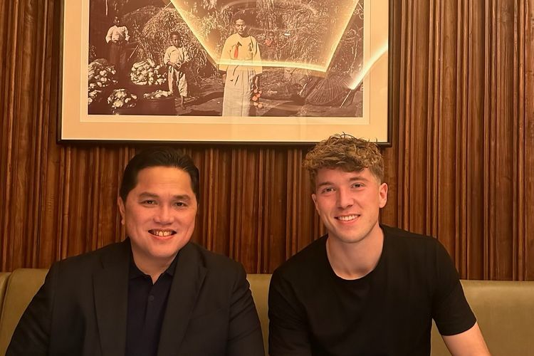 Penyerang FC Utrecht, Ole Romeny, akhirnya muncul di akun Instagram Ketua Umum PSSI, Erick Thohir, pada Sabtu (16/11/2024).