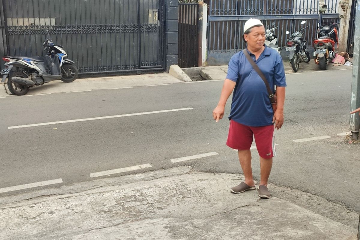 Dua pelajar SMP 265 menjadi korban penyiraman cairan diduga air keras saat sedang jalan kaki di Jalan Asem Baris Raya, Tebet, Jakarta Selatan, pada Selasa (24/1/2023) sore.