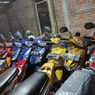 Menyimpan Motor Koleksi, Pakai Standar Samping atau Ganda?