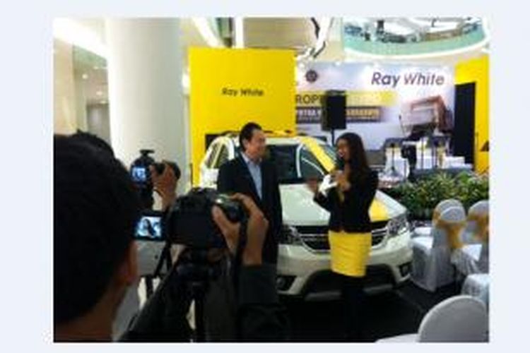 Johann Boyke Nurtanio, CEO Ray White Indonesia, pada acara 'The 2nd Ray White Property Expo 2014' di Surabaya, Rabu (12/3/2014).