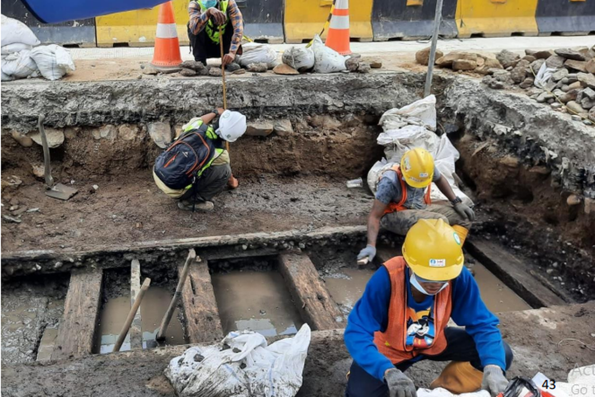 MRT Jakarta Temukan Rel Trem di Lokasi Proyek Fase 2A Glodok