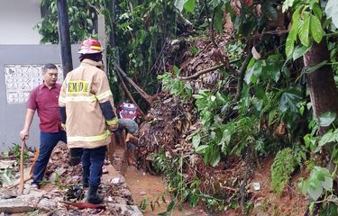 Turap Longsor, 50 Rumah di Depok Terendam Banjir