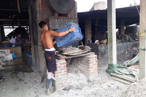 Produsen Tahu di Sidoarjo Dipasok Kayu Bakar Gratis Selama 3 Bulan