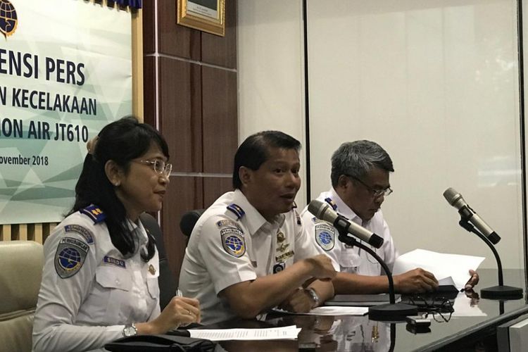 Konferensi pers Kementerian Perhubungan soal terjatuhnya pesawat Lion Air JT 610 di Kantor Kemenhub, Jakarta, Rabu (7/11/2018).