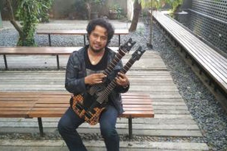 Gitaris I Wayan Balawan di Komunitas Salihara, Pasar Minggu, Jakarta Selatan, Selasa (4/8/2015)