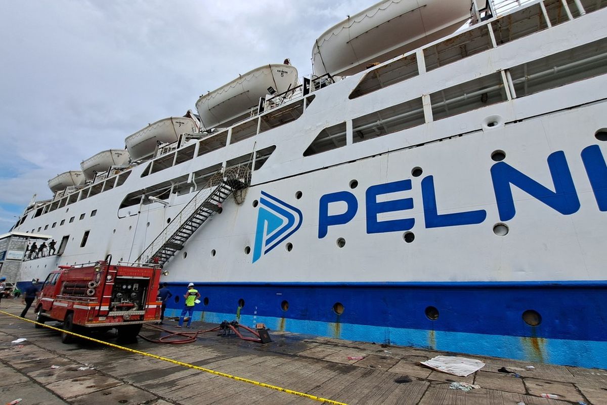 PT Pelayaran Nasional Indonesia (PELNI) memprioritaskan penggantian dua kapal tua yang berusia 39 tahun untuk meningkatkan pelayanan, keamanan hingga efisiensi.