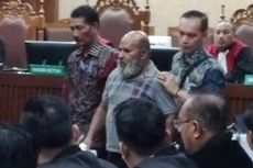 Lukas Enembe Minta KPK Cabut Blokir Rekening Anaknya