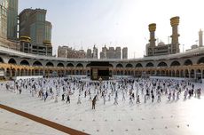 Saudi Arabia Limits Hajj to 60,000 Vaccinated Residents in Kingdom 