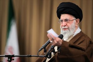 Iran Tidak Takut, Teheran Bantah Klaim Khamenei Sembunyi di Bunker