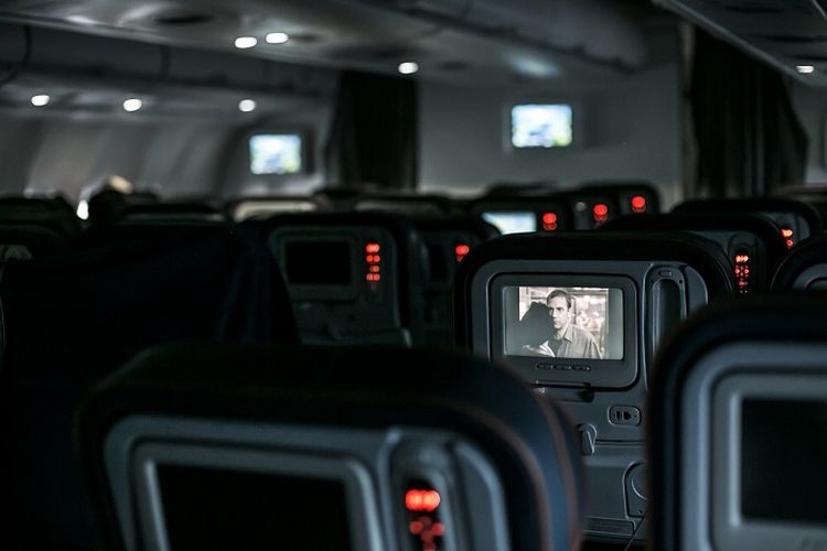 Ilustrasi layar sentuh di pesawat