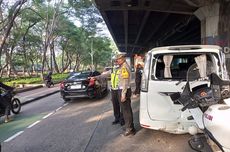 Tabrakan Beruntun di Jalan Yos Sudarso, Pengendara Mobil dan Motor Luka-luka