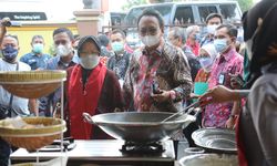 Dorong Kemandirian Penyandang Disabilitas, Kemensos Bagikan 490 Kursi Roda Elektrik