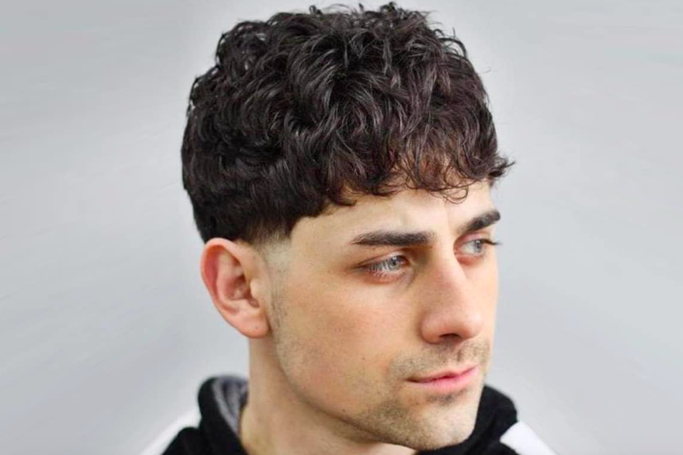 Model rambut pria wavy hair bowl cut