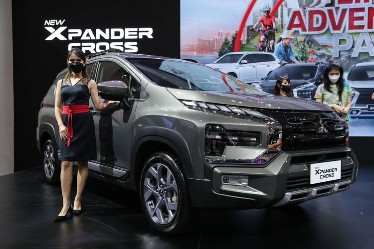 New Mitsubishi Xpander Cross dipamerkan di ajang Gaikindo Indonesia International Auto Show (GIIAS) 2022 di ICE BSD, Tangerang, Sabtu (13/8/2022).