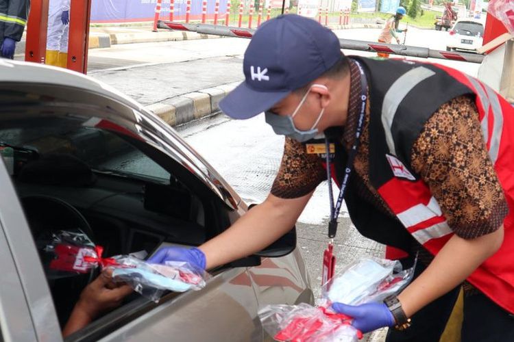 Program Setuju bertujuan untuk meningkatkan pemahaman pengguna jalan tol mengenai cara berkendara aman melalui Buku Saku Setuju.