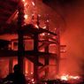 Gedung Sport Hall Bangka Barat yang Masih Proses Pembangunan Terbakar