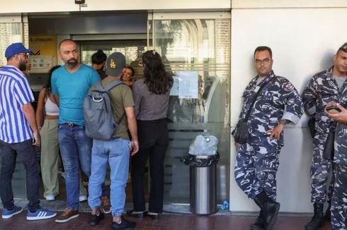 Krisis Lebanon, Nasabah Bawa Pistol dan Granat untuk Tarik Uang dari Bank