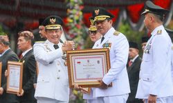 Sejak Dipimpin Nana Sudjana pada September 2023, Pemprov Jateng Raih 10 Penghargaan