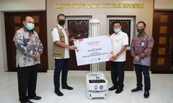 Dukung Penanganan Covid-19, Telkom University Ciptakan Robot Disinfeksi dan Sterilisasi Ruangan